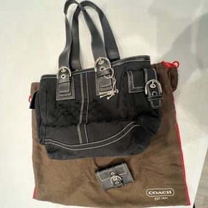 COACH TOTE & WALLET BUNDLE